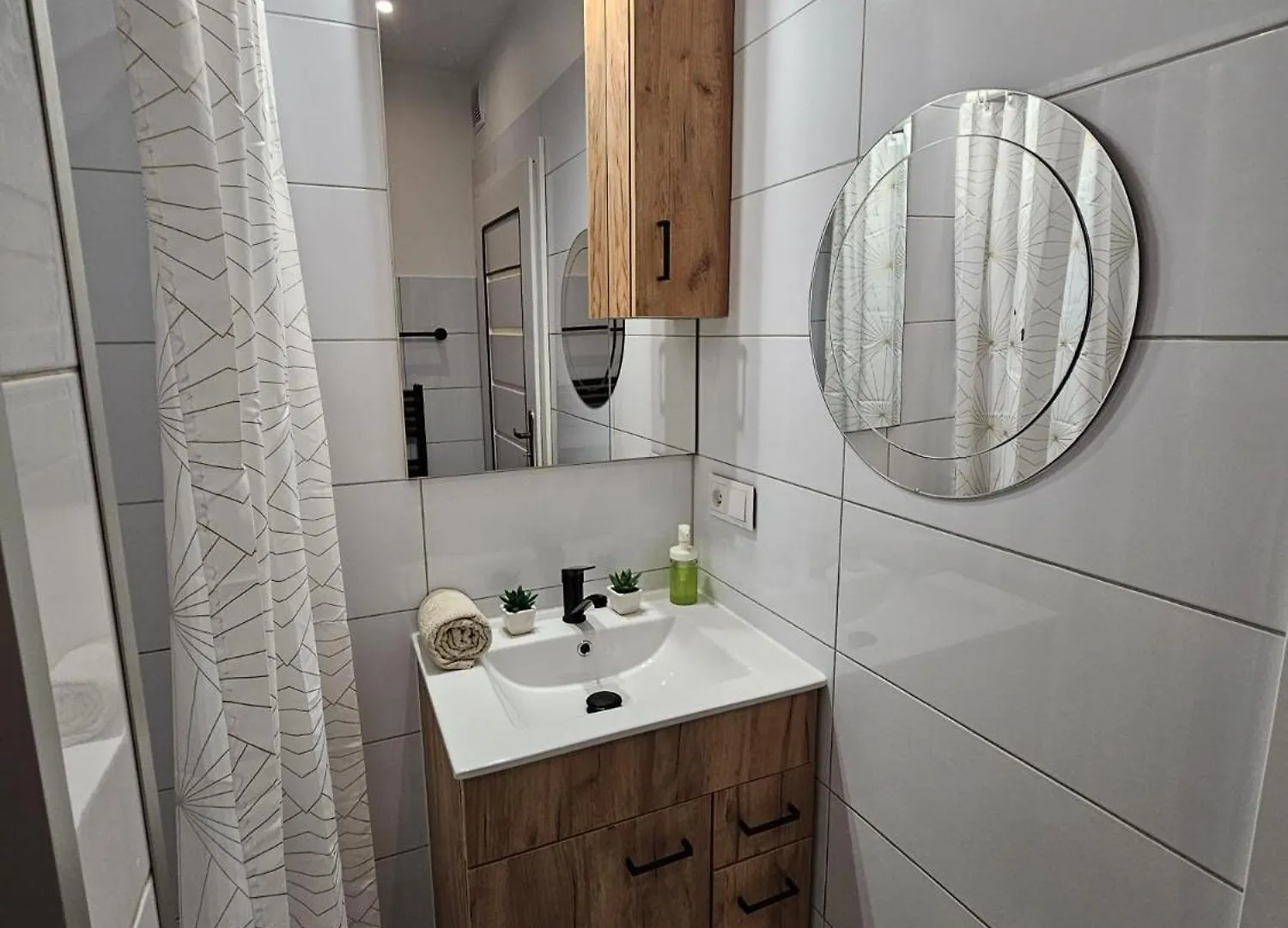 Nowoczesne Boho Parter Apartment Gdansk